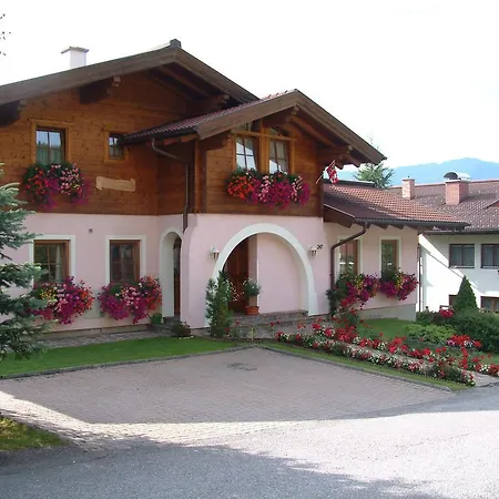 Haus Carina *